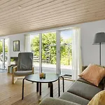 Taet Pa I Kobingsmark Ved Holiday home *
