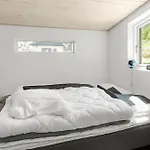 Taet Pa I Kobingsmark Ved Holiday home