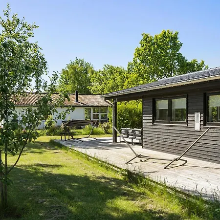 Taet Pa I Kobingsmark Ved Nordborg
